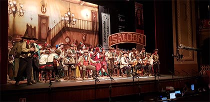 Foto del coro Al este de Cádiz